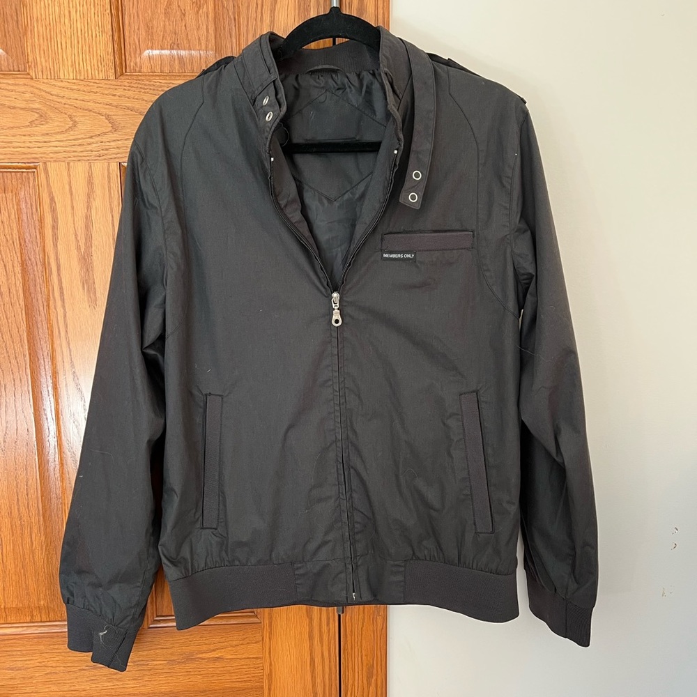 Members only bomber jacket size M